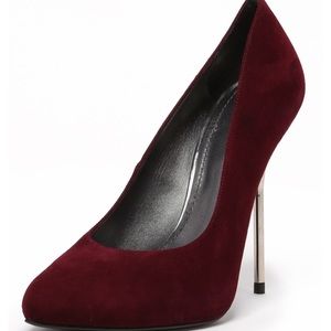 ISO please help me find!! Stuart Weitzman dagger